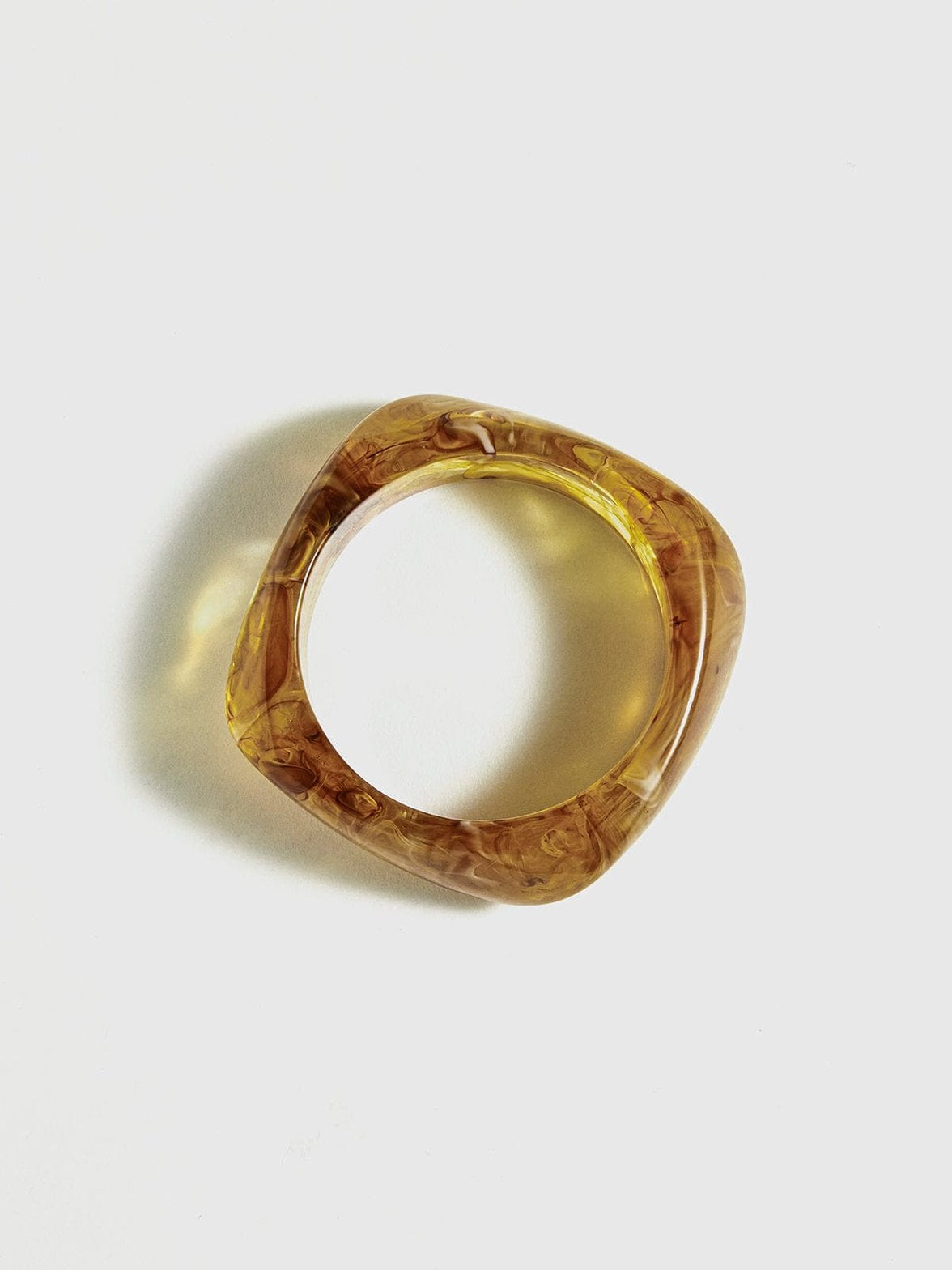 Bracelet résine ambré design étoile