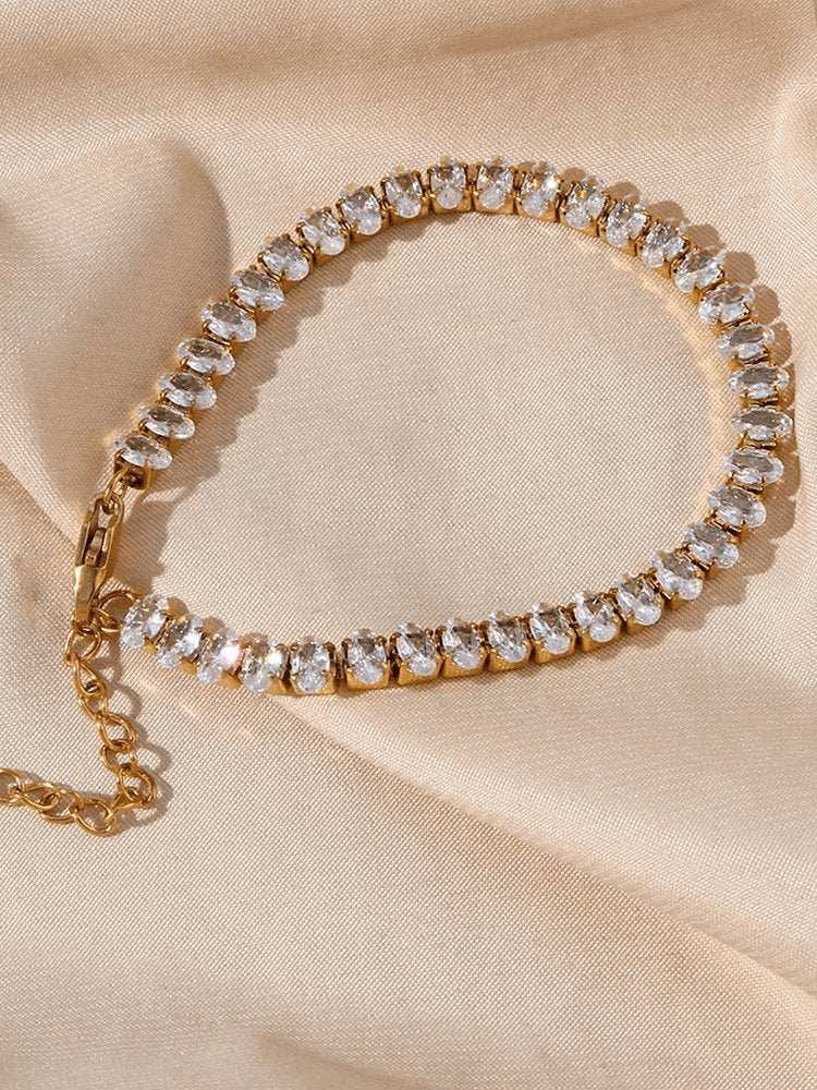 Bracelet tennis porté vue rapprochée douceur