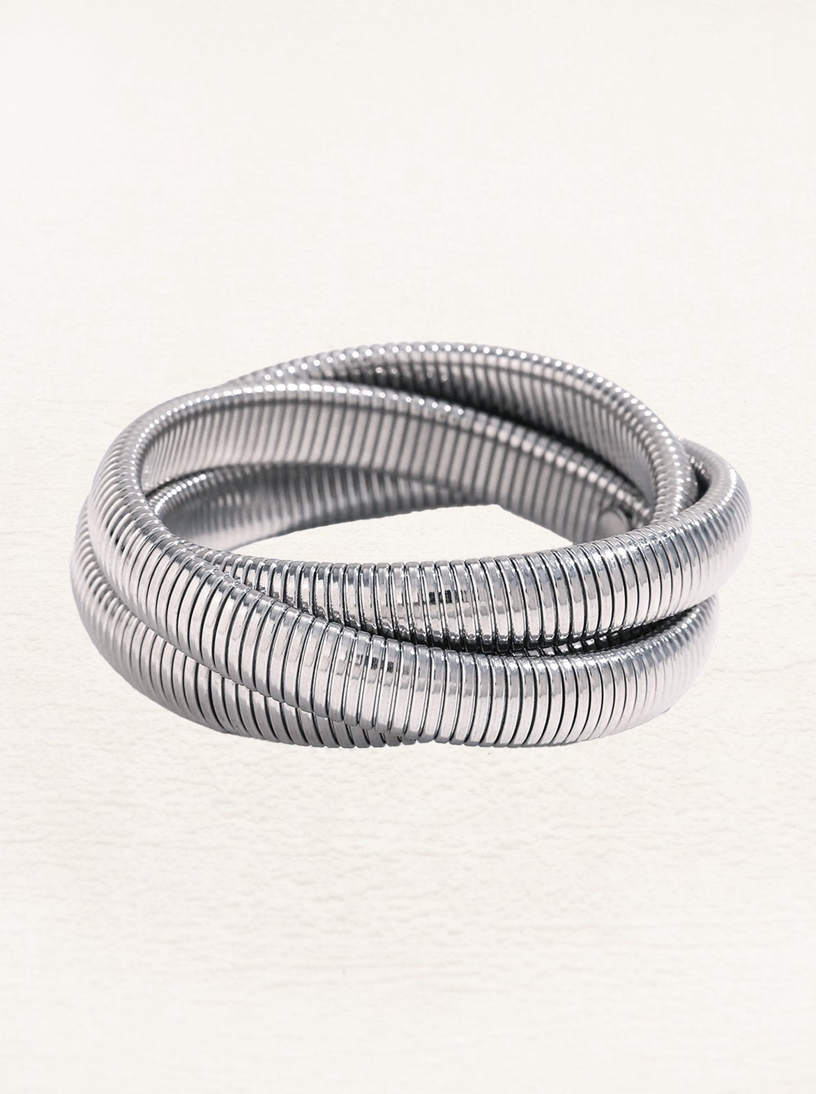 Bracelet serpent argent porté velours