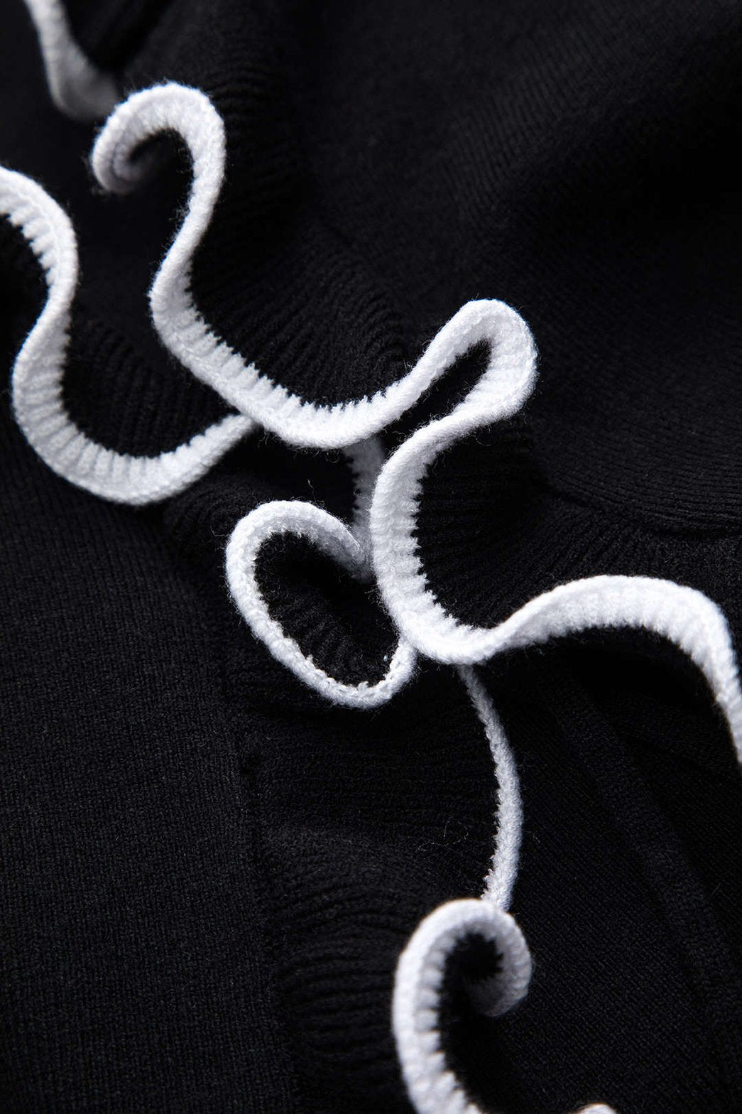 Cardigan bohème noir détail bordures étoile