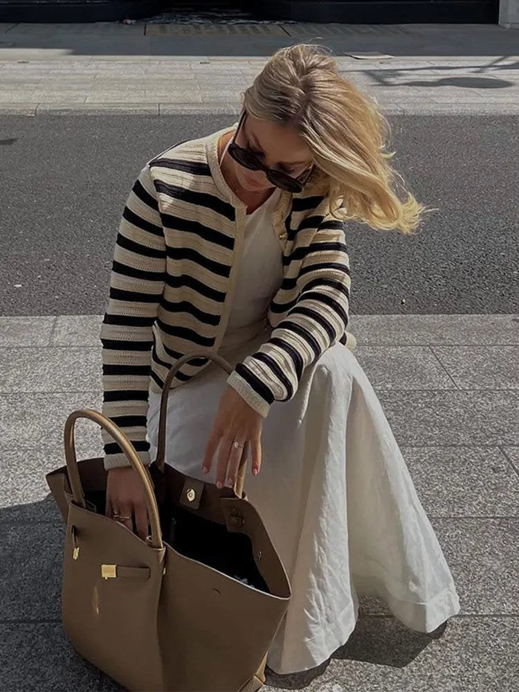 Cardigan rayé tendance hiver nuage