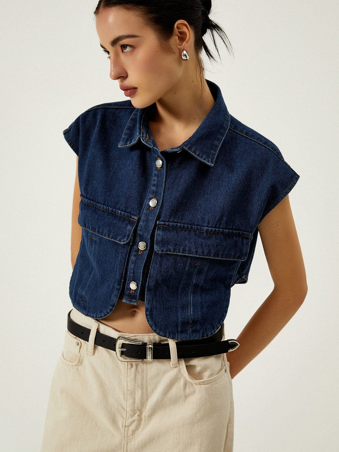 Détail poches cardigan denim lune