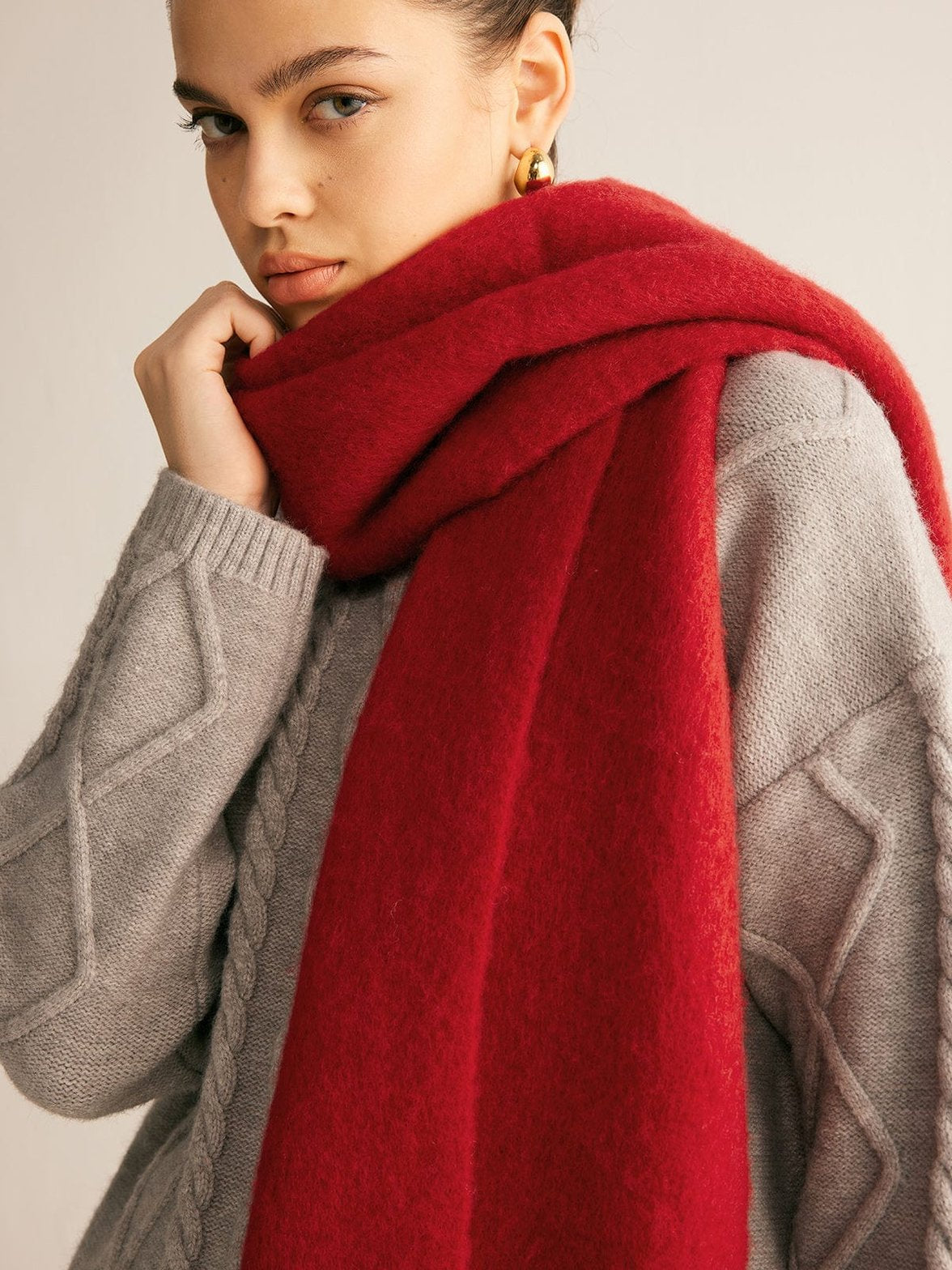 Écharpe rouge à franges élégance
