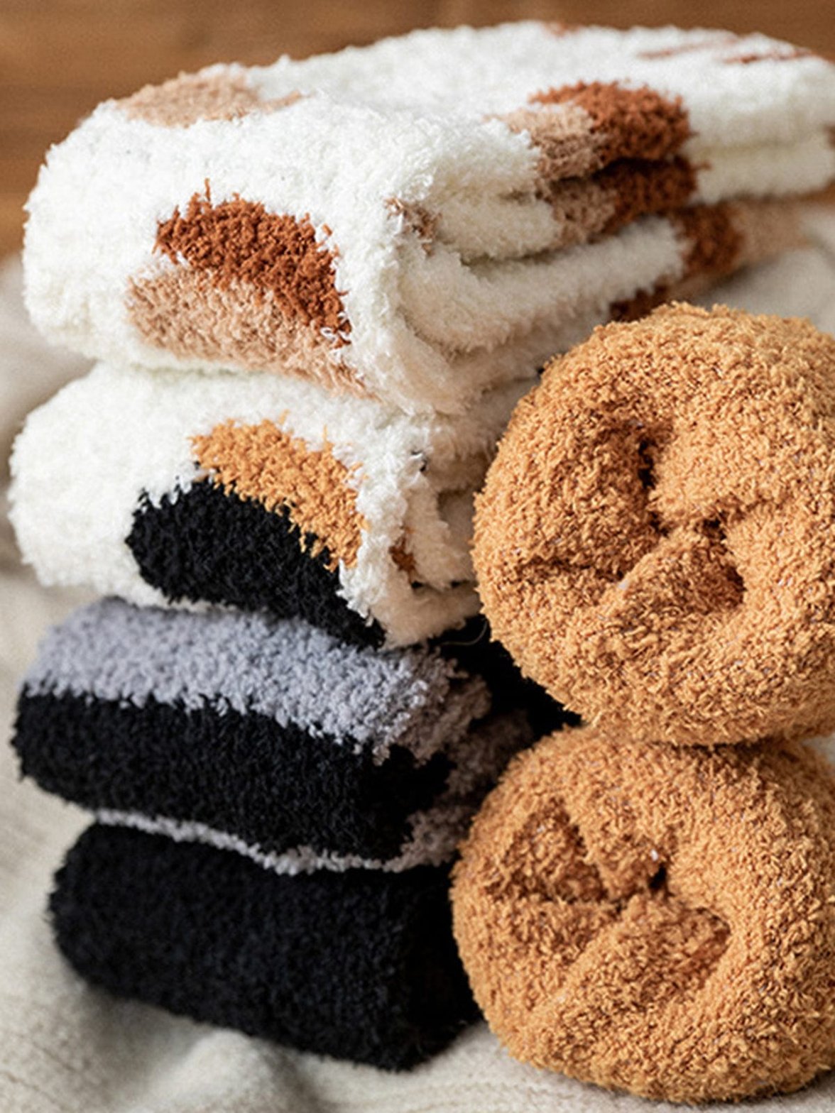 Chaussettes douces motifs pois chaleur