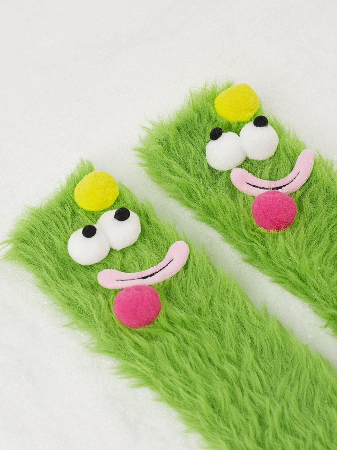 Chaussettes velours bleues stylées vent