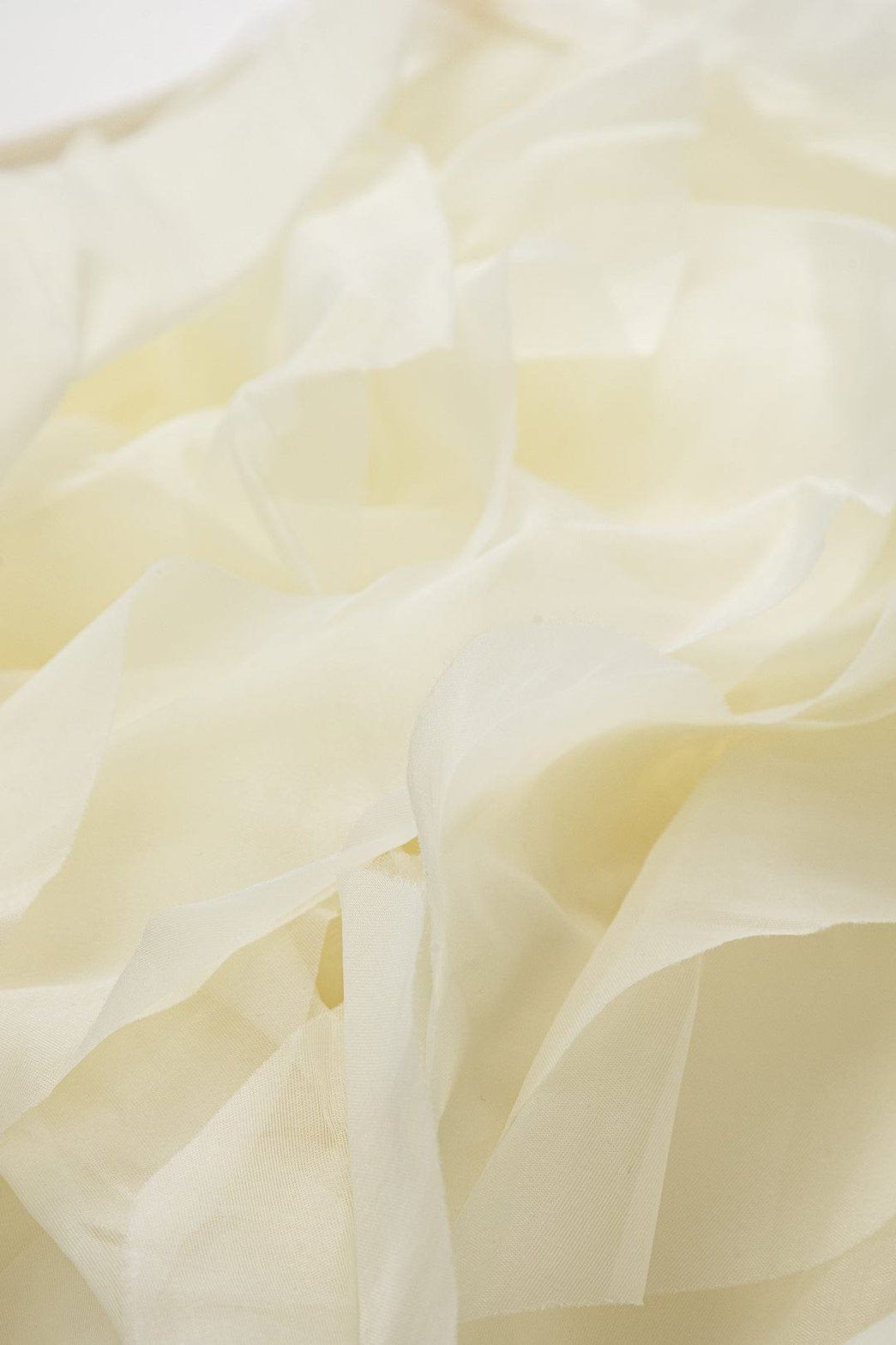 Chemisier blanc à volants en organza détail manches - Fluidité