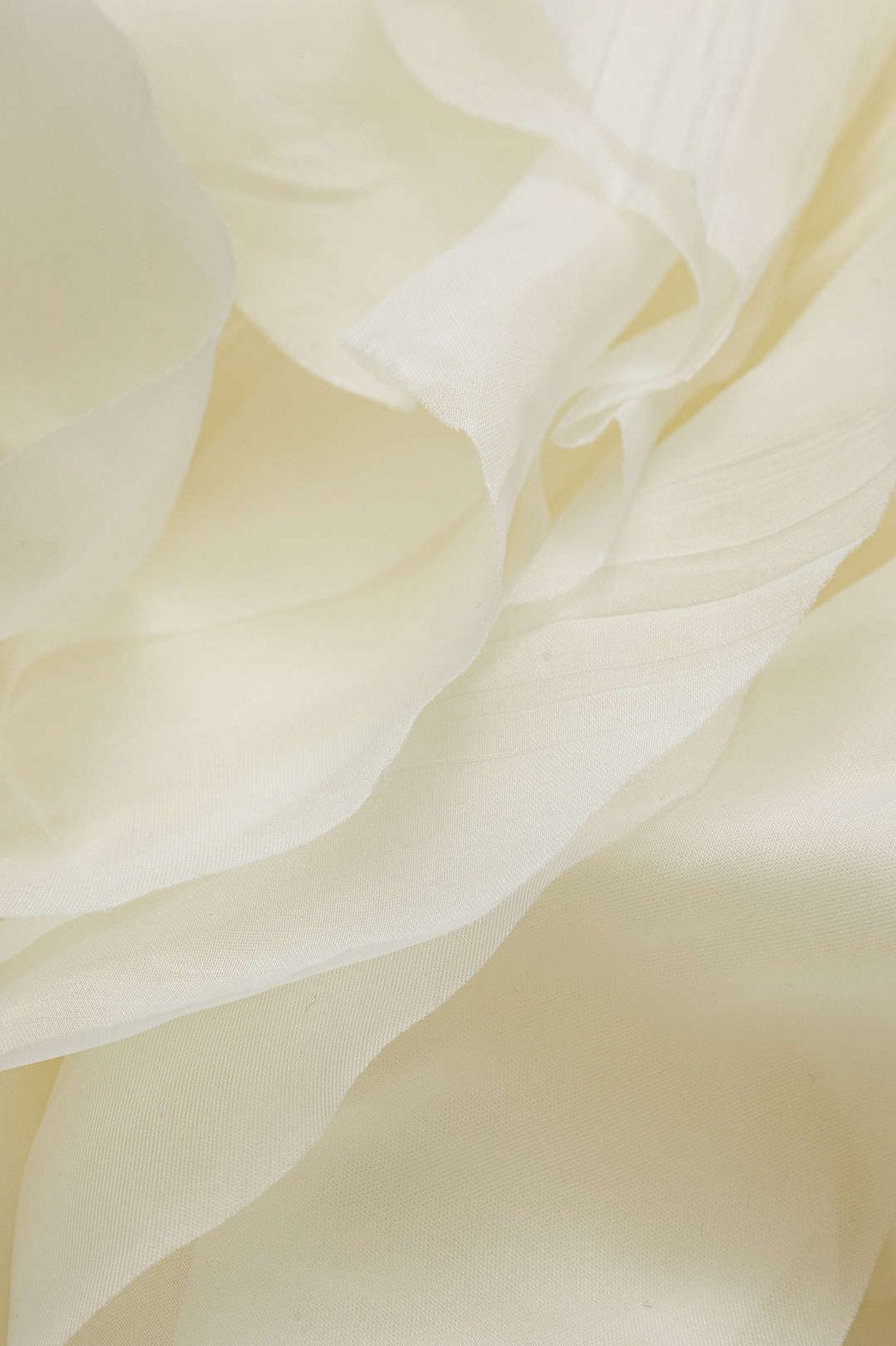 Chemisier blanc à volants en organza vue de dos - Légèreté