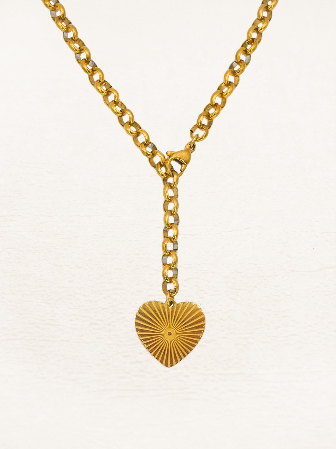 Collier cœur plaqué or ajustable étincelant