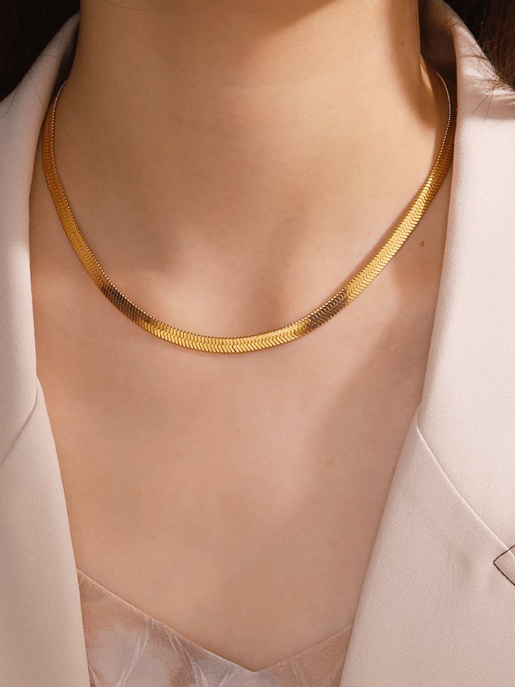 Collier serpent 5mm détaillé rayonnant