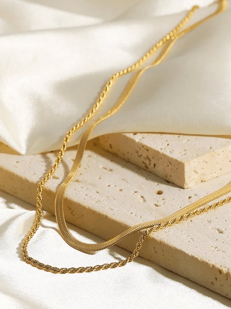 Porter collier multicouche doré zenith