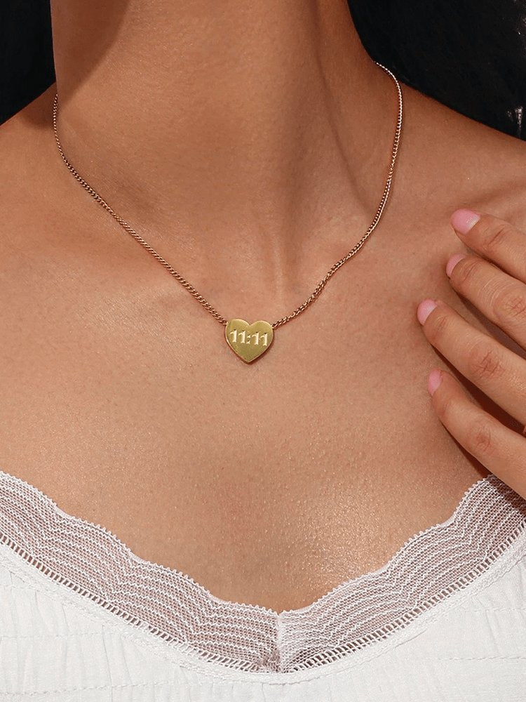 Collier cœur doré 11:11 vue face harmonie