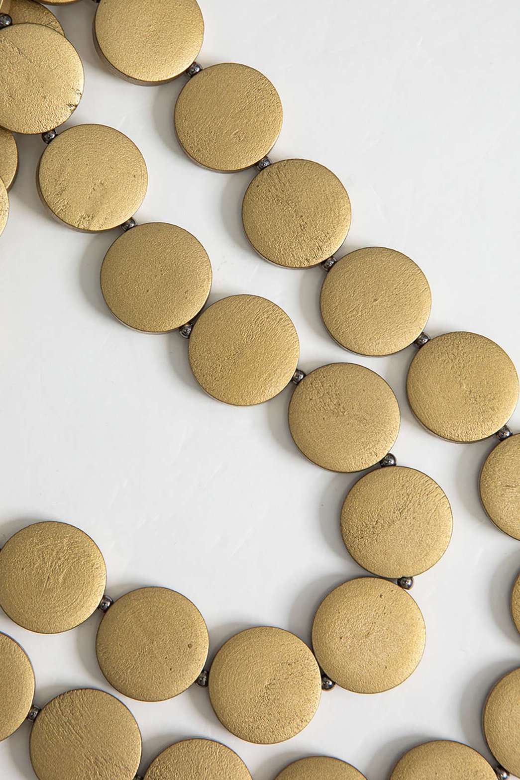 Collier multi-rangs en bois doré glamour soleil