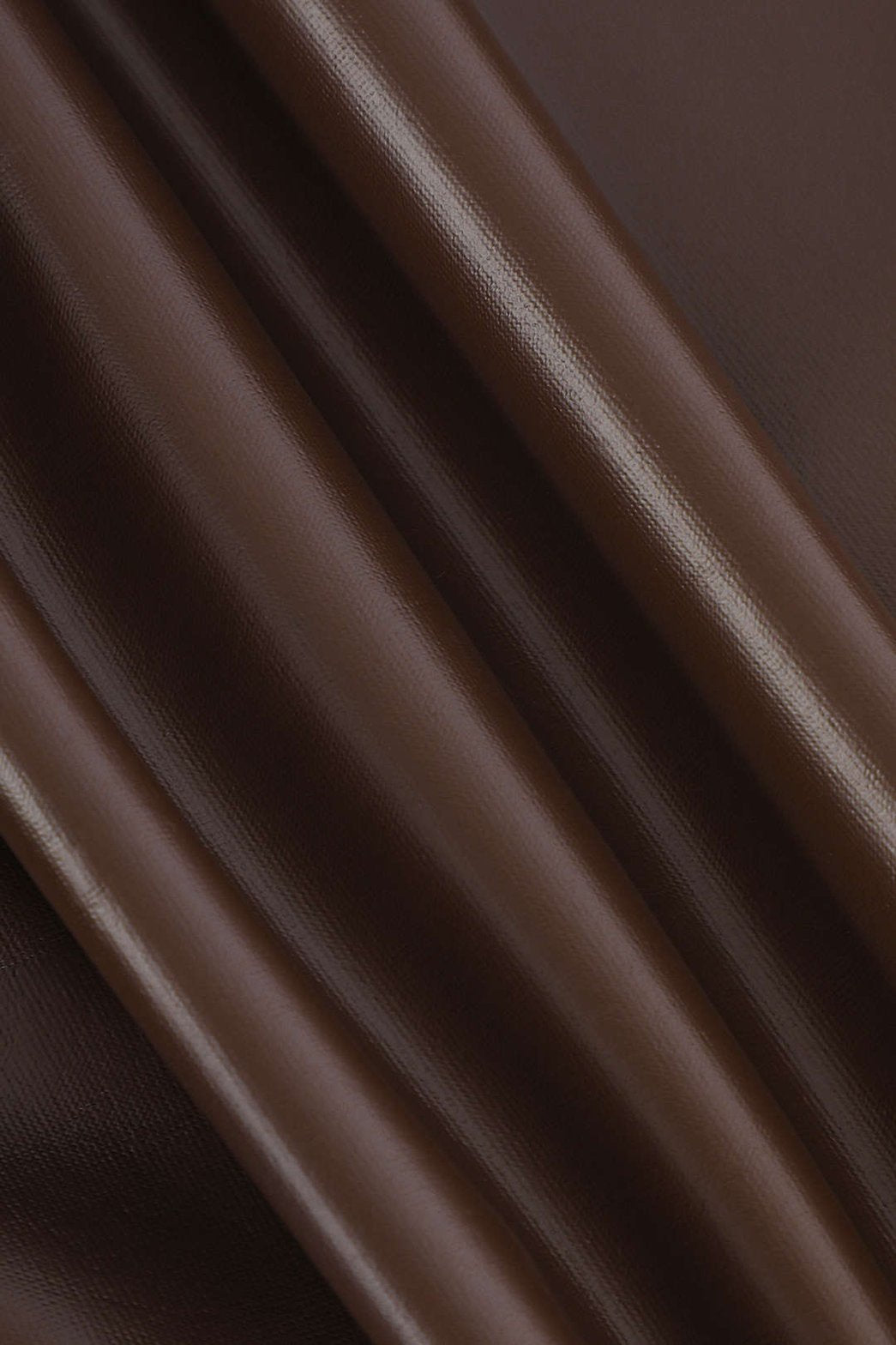 crop top simili cuir noir élégant cloud