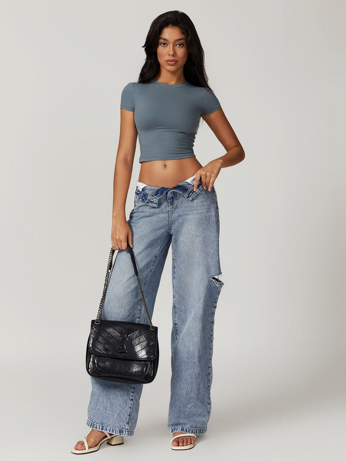 Top court sportif détail couture étincelant