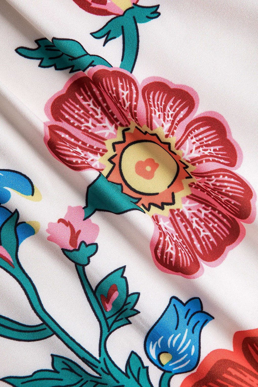 Vue complète ensemble coordonné fleuri harmonie