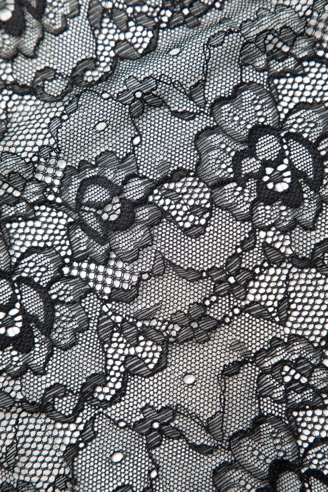 Robe longue fendue dentelle transparente Séduction