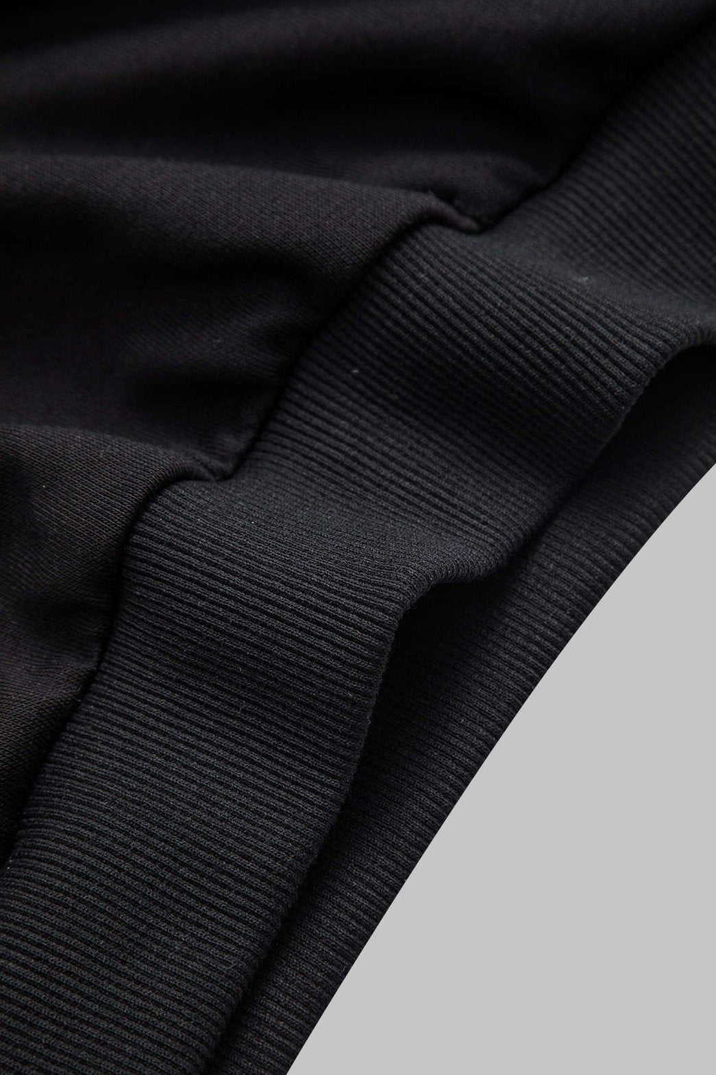 Ensemble coordonné noir détail nœuds radieux