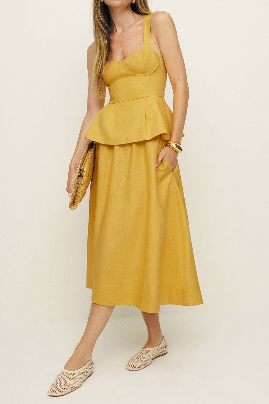 Ensemble en lin jaune moutarde élégant soleil