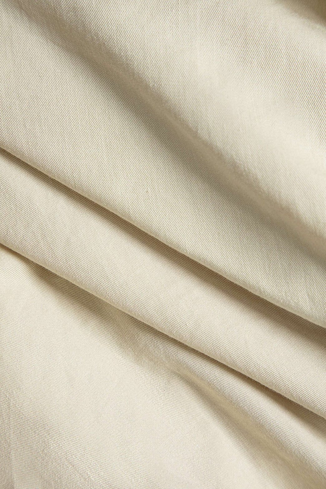 Vue complète de l'ensemble beige liberté