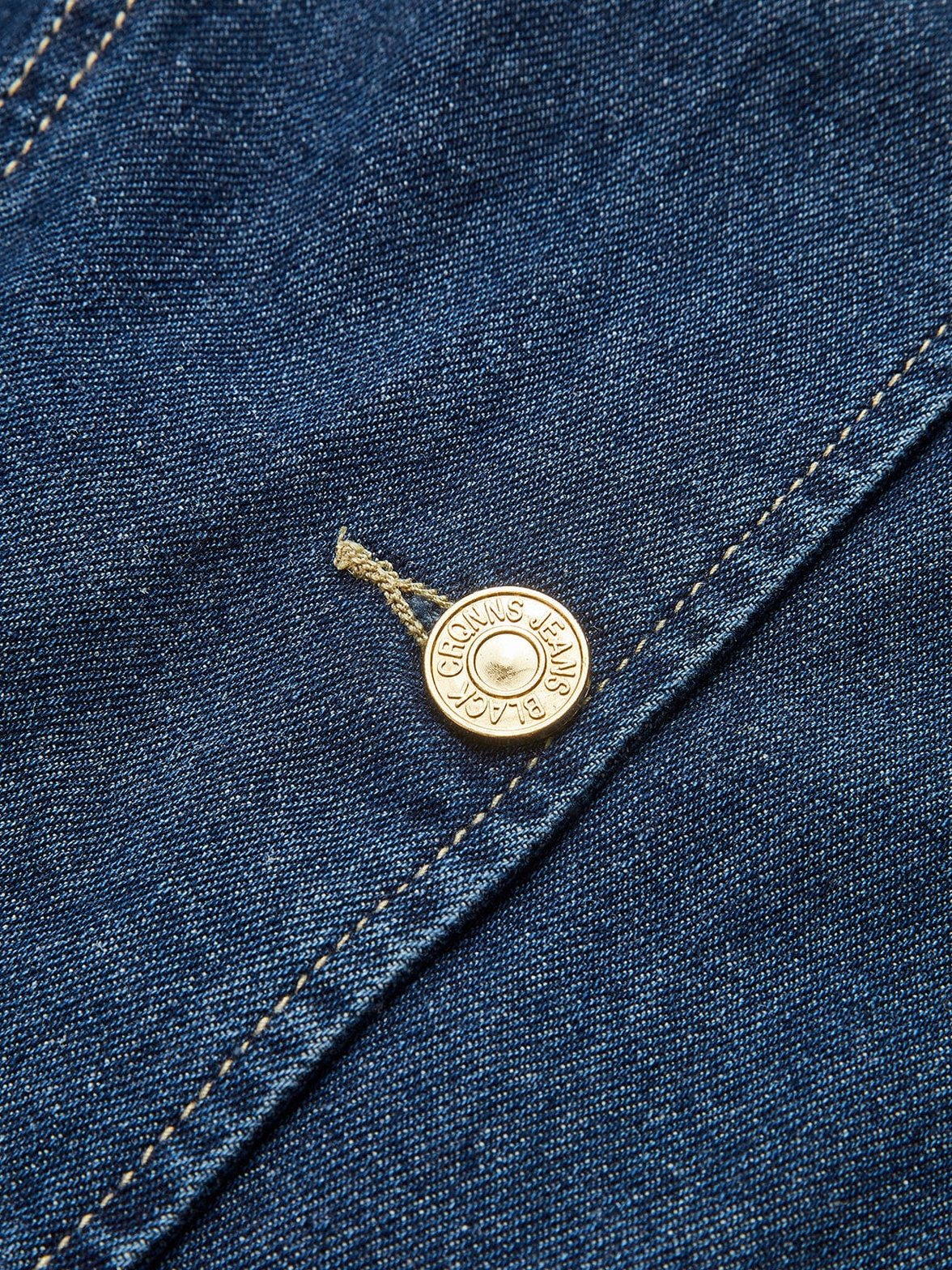 Détail boutons ensemble denim étoile