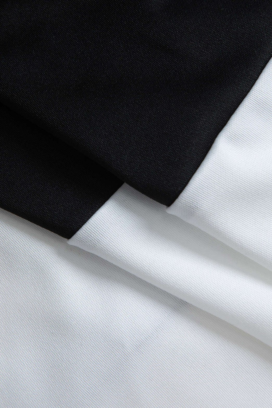 Vue d'ensemble tenue bicolore chic grâce