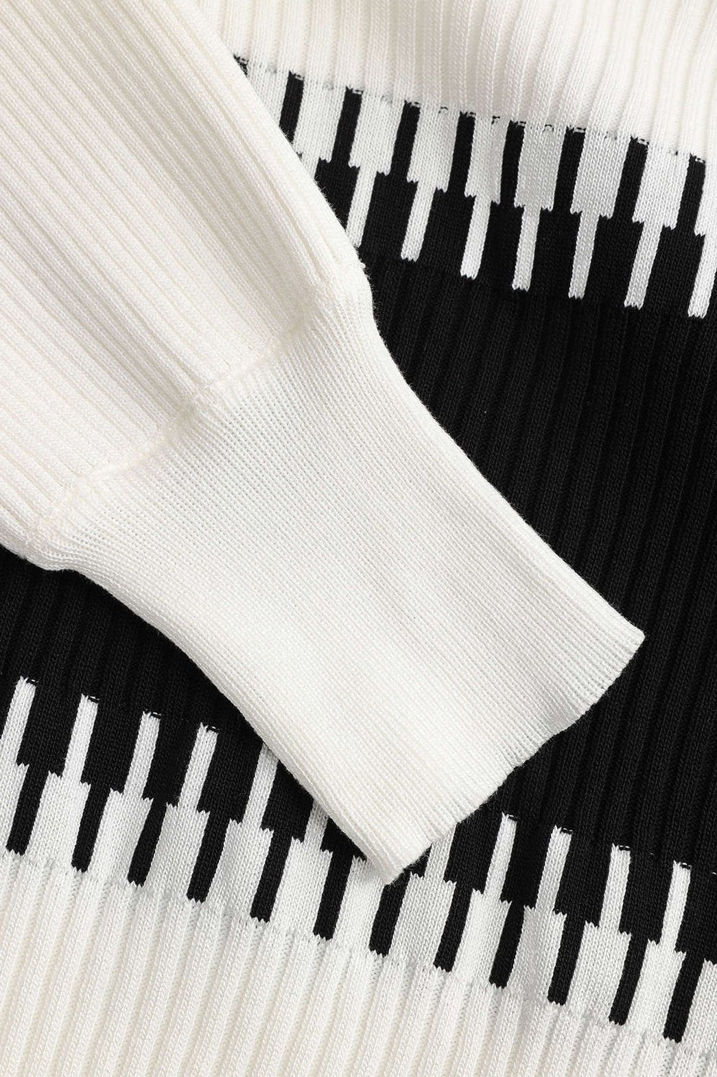 Ensemble tricot noir et blanc allure