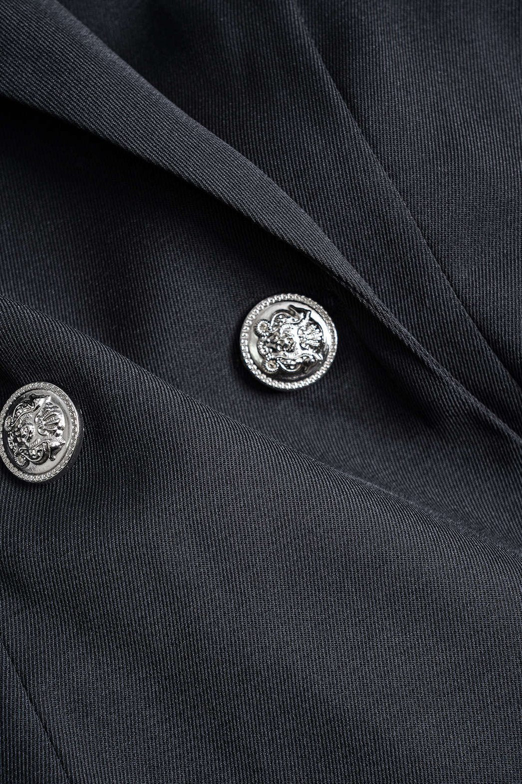 Vue d'ensemble tenue complète grâce