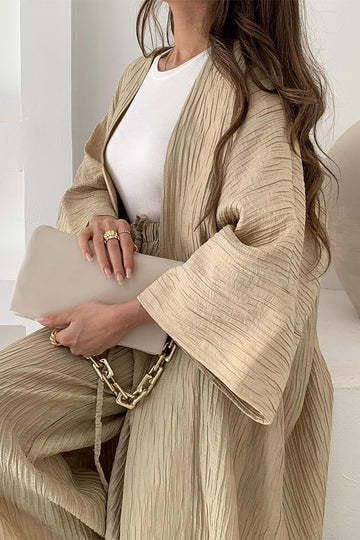 Ensemble cardigan beige élégant harmonie