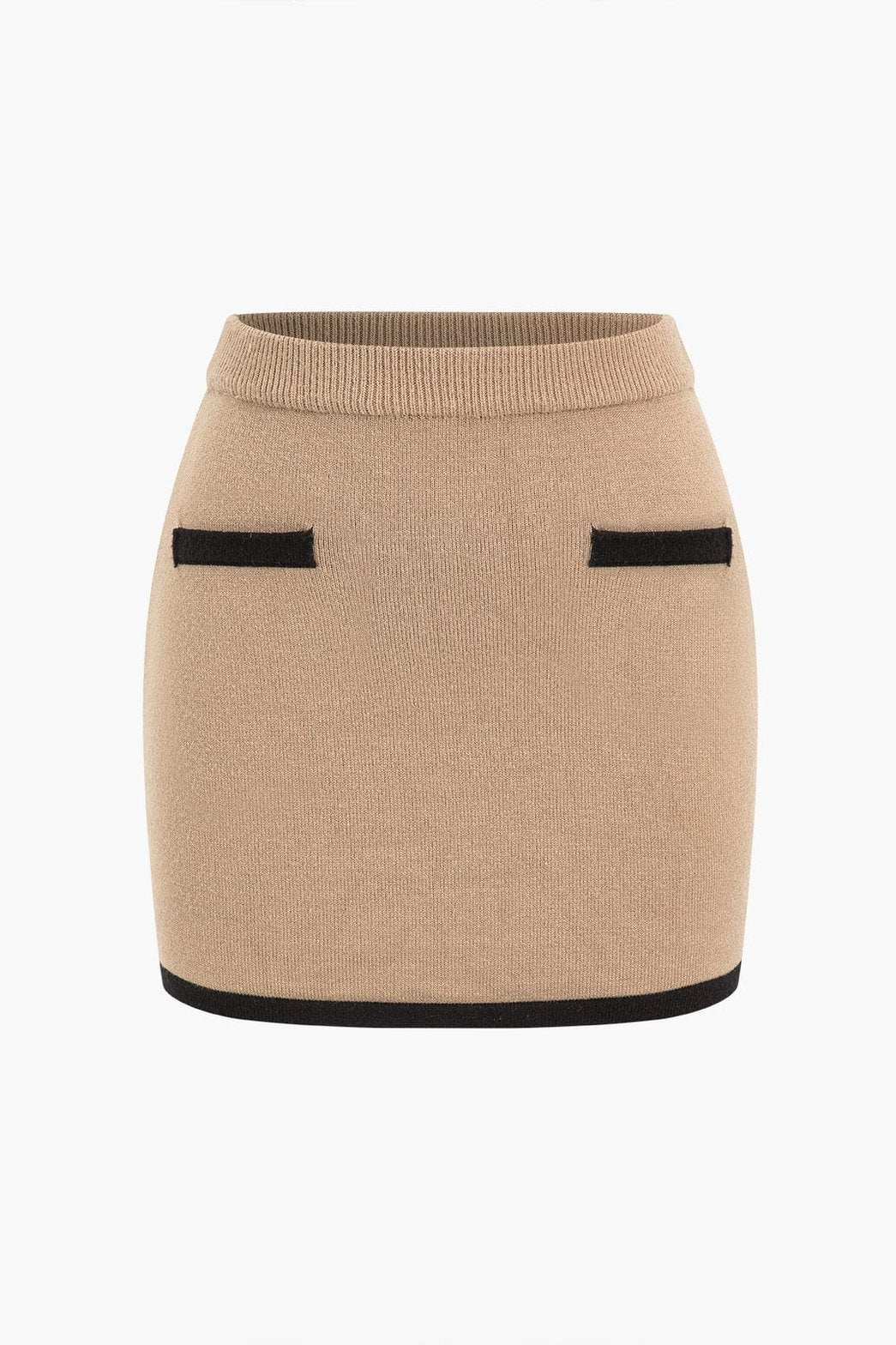 Ensemble jupe courte et top tricot contraste