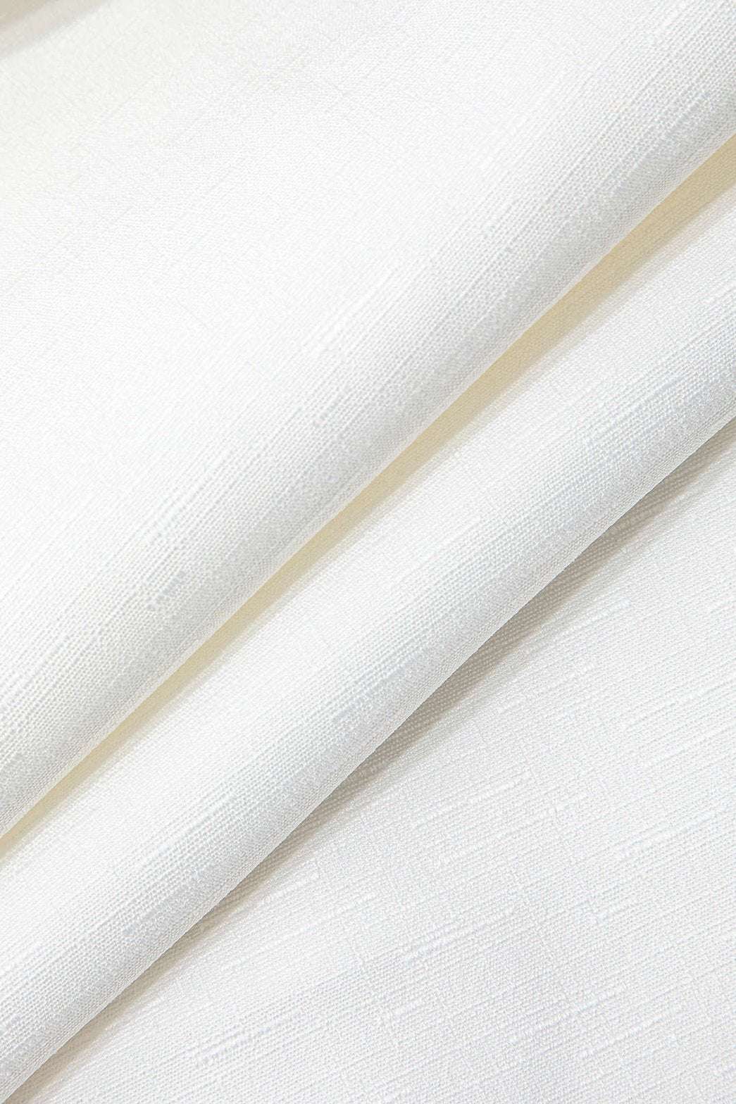 Ensemble lin blanc détail finitions style