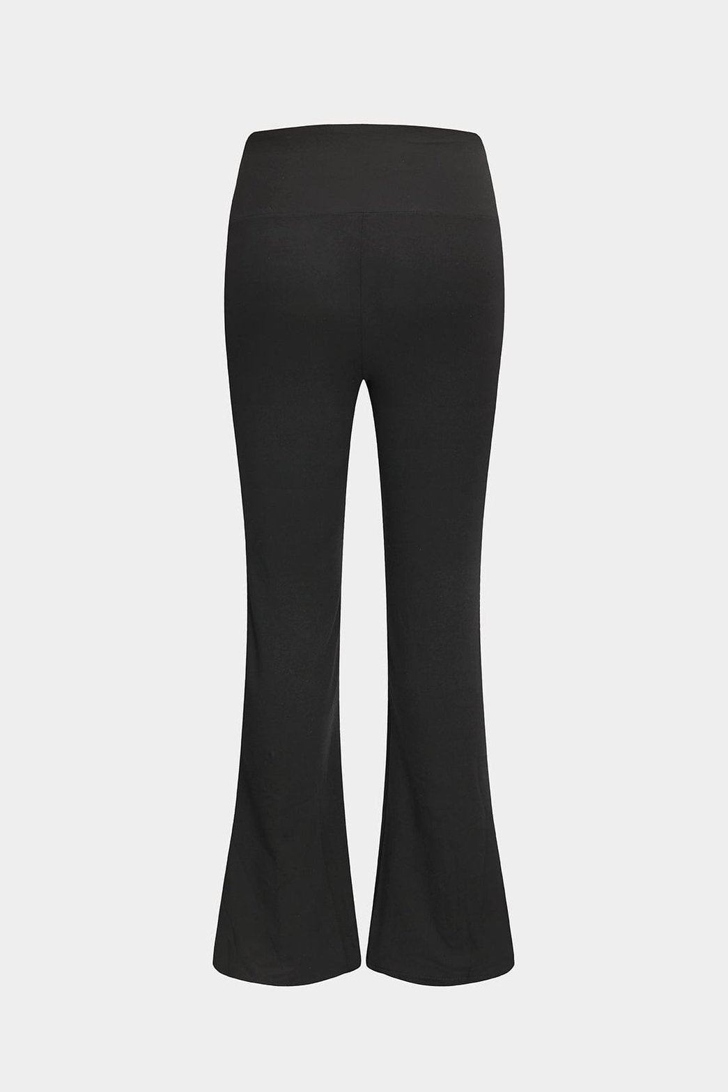 Détail du pantalon évasé noir - Fluidité