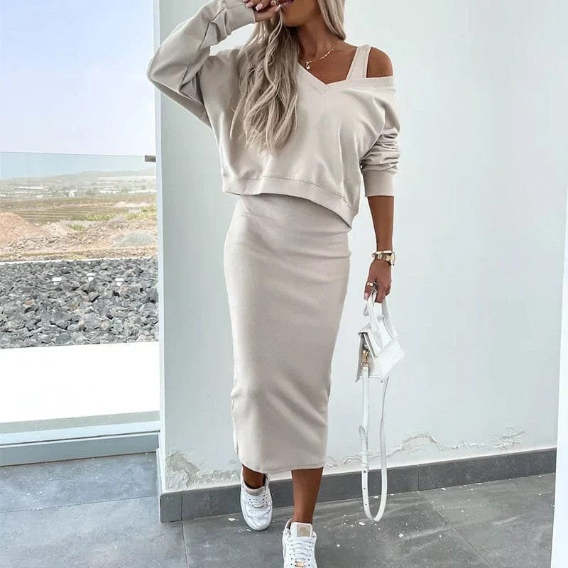 Ensemble robe et pull beige élégant harmonie