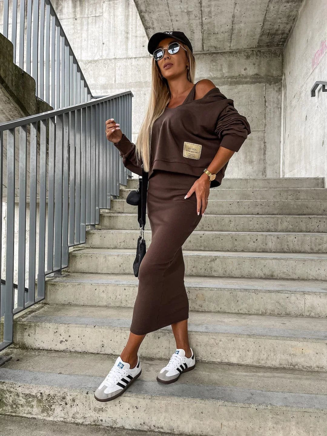 Tenue complète marron chic sérénité