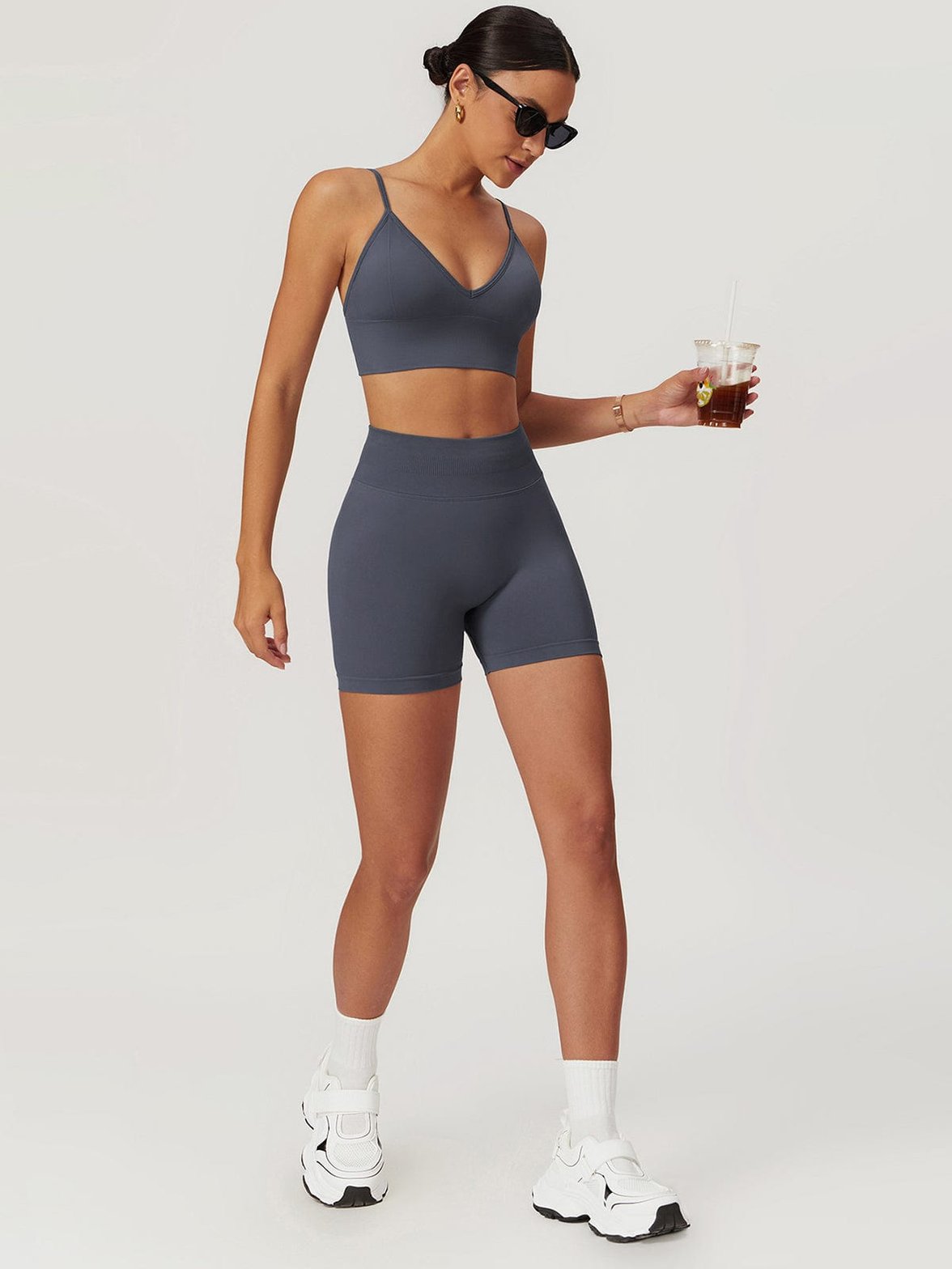 Tenue fitness confortable grise passion