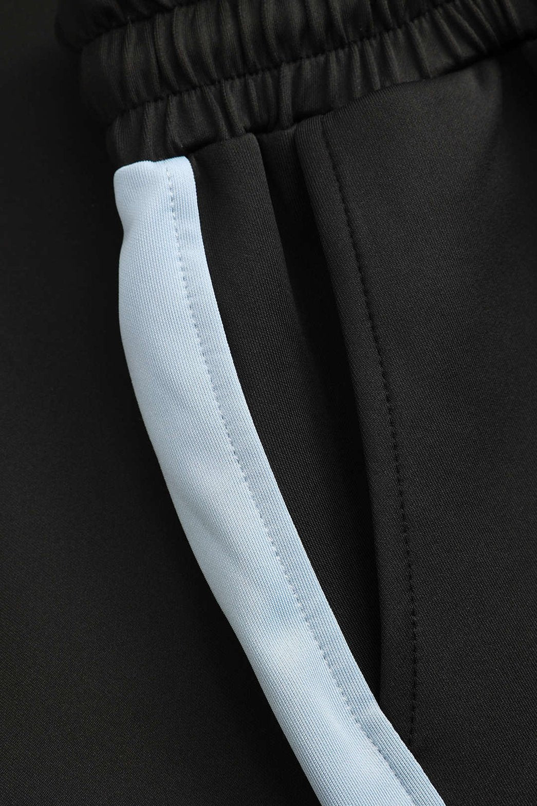 Détail matière jersey ensemble zen