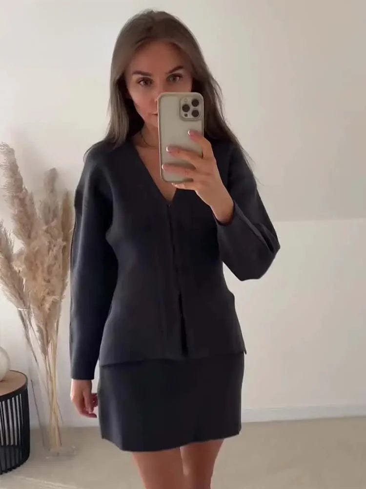 Jupe tailleur noire sophistication