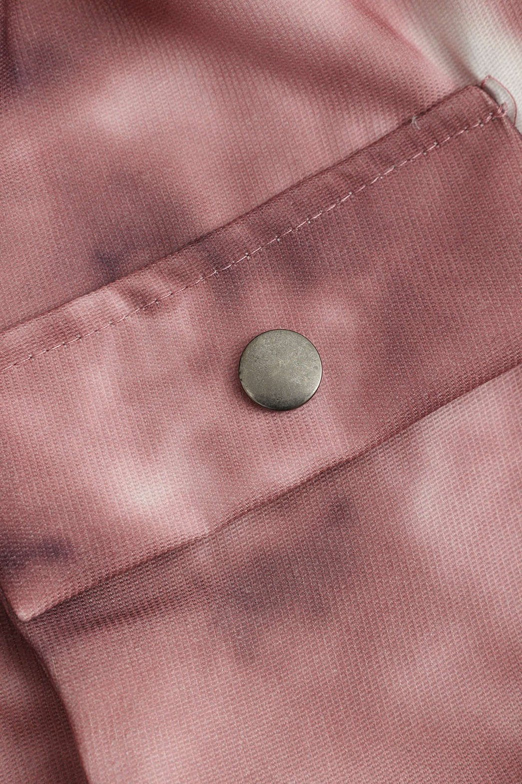 Détail motif tie-dye rose passion