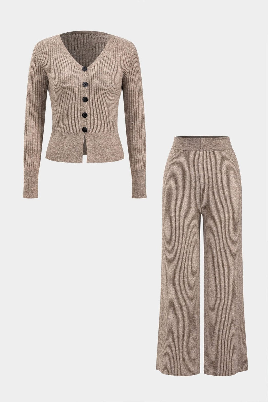 Ensemble tricot beige col V élégant douceur