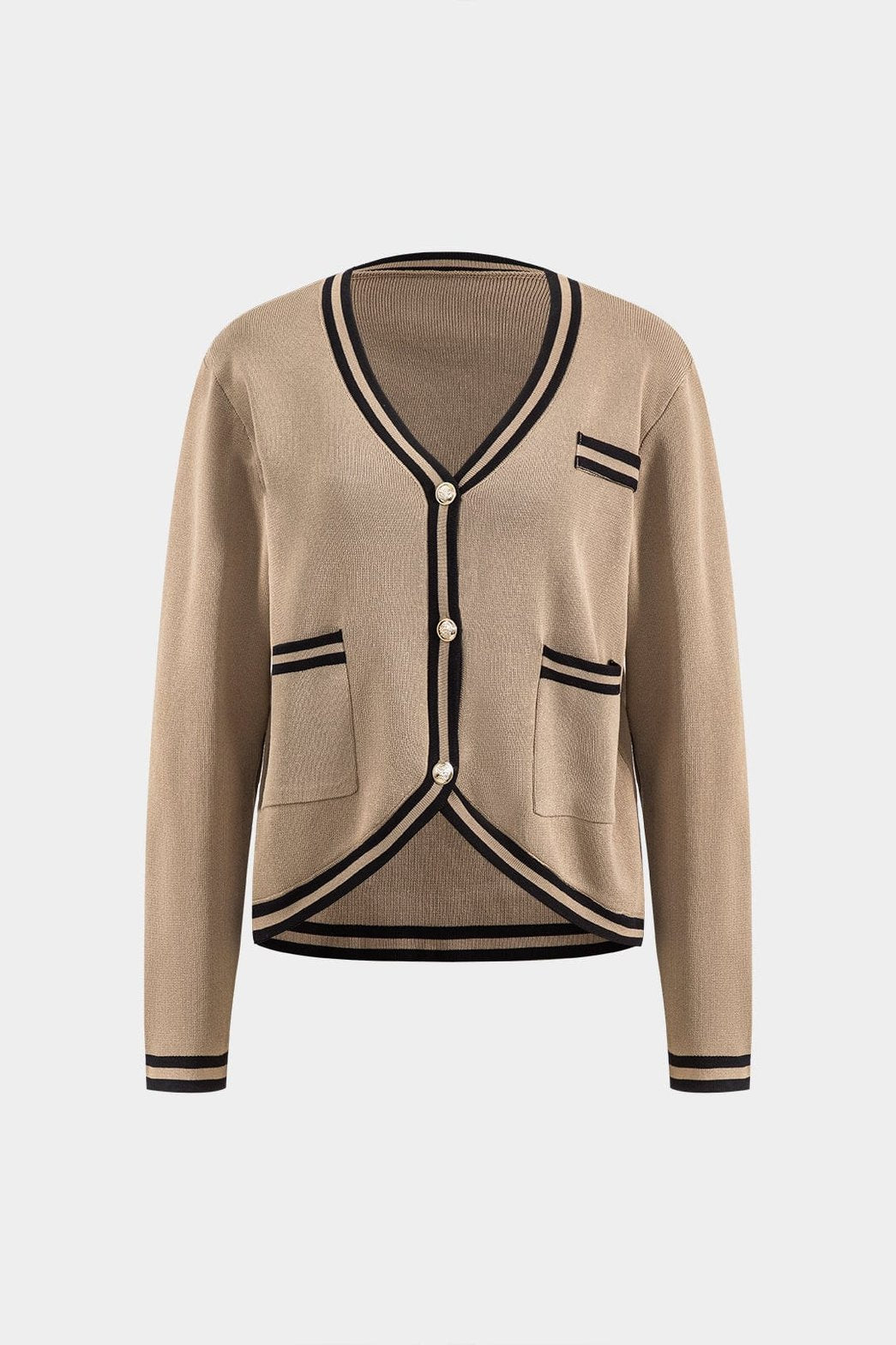 Détail boutons cardigan raffinement