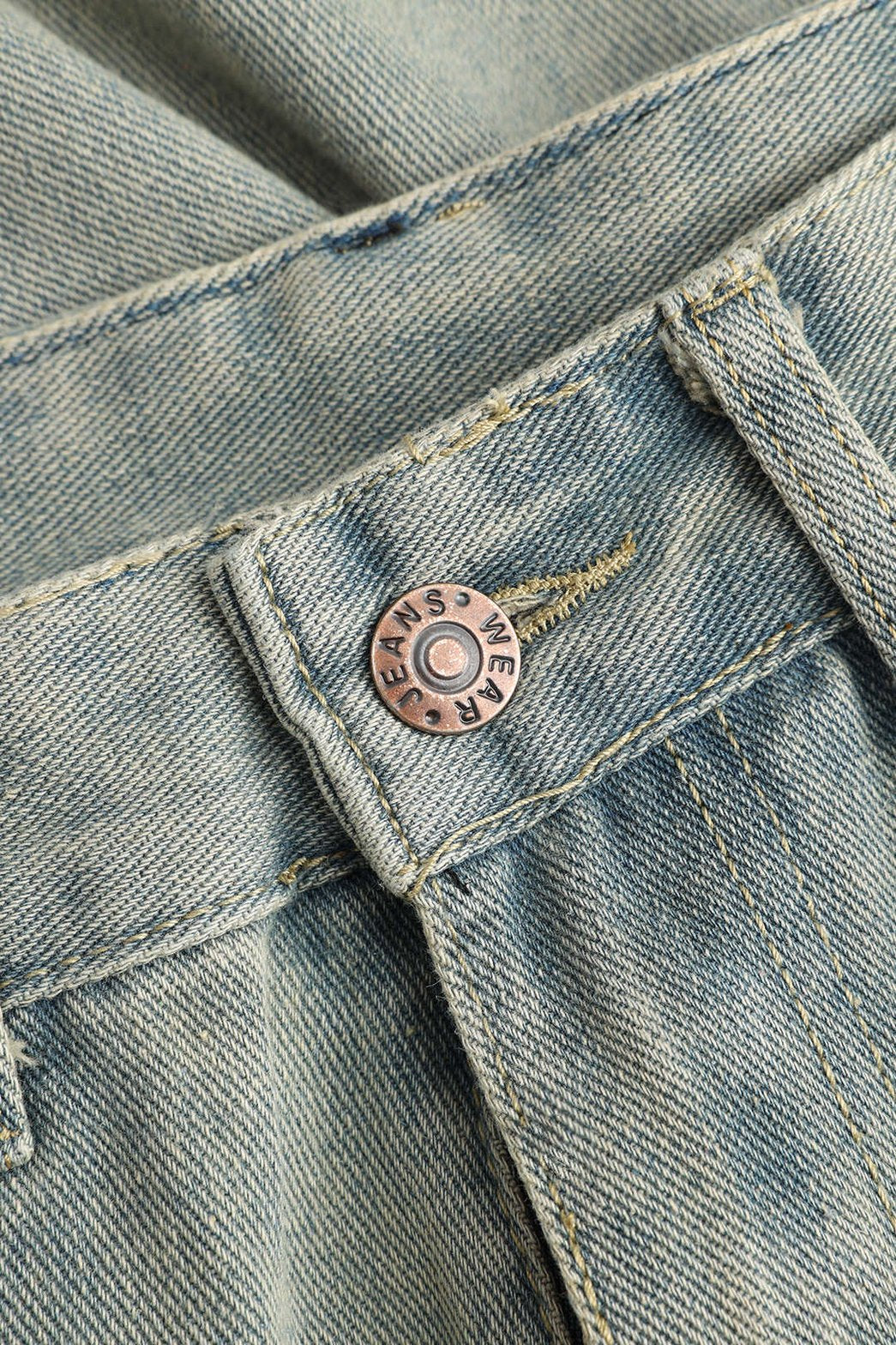 Détail des découpes du jean étoile