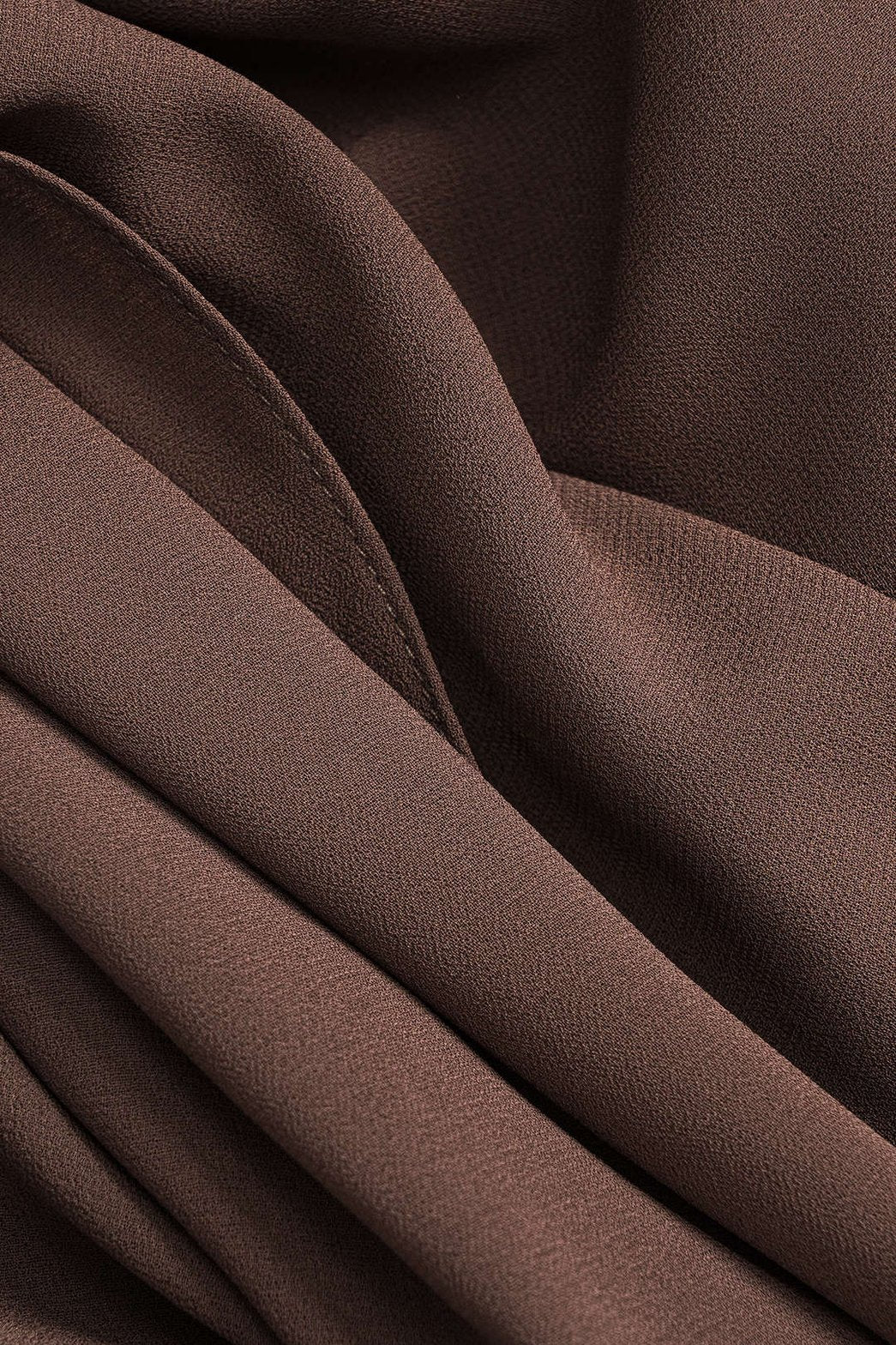 Jupe plissée métallisée détail du tissu nuage