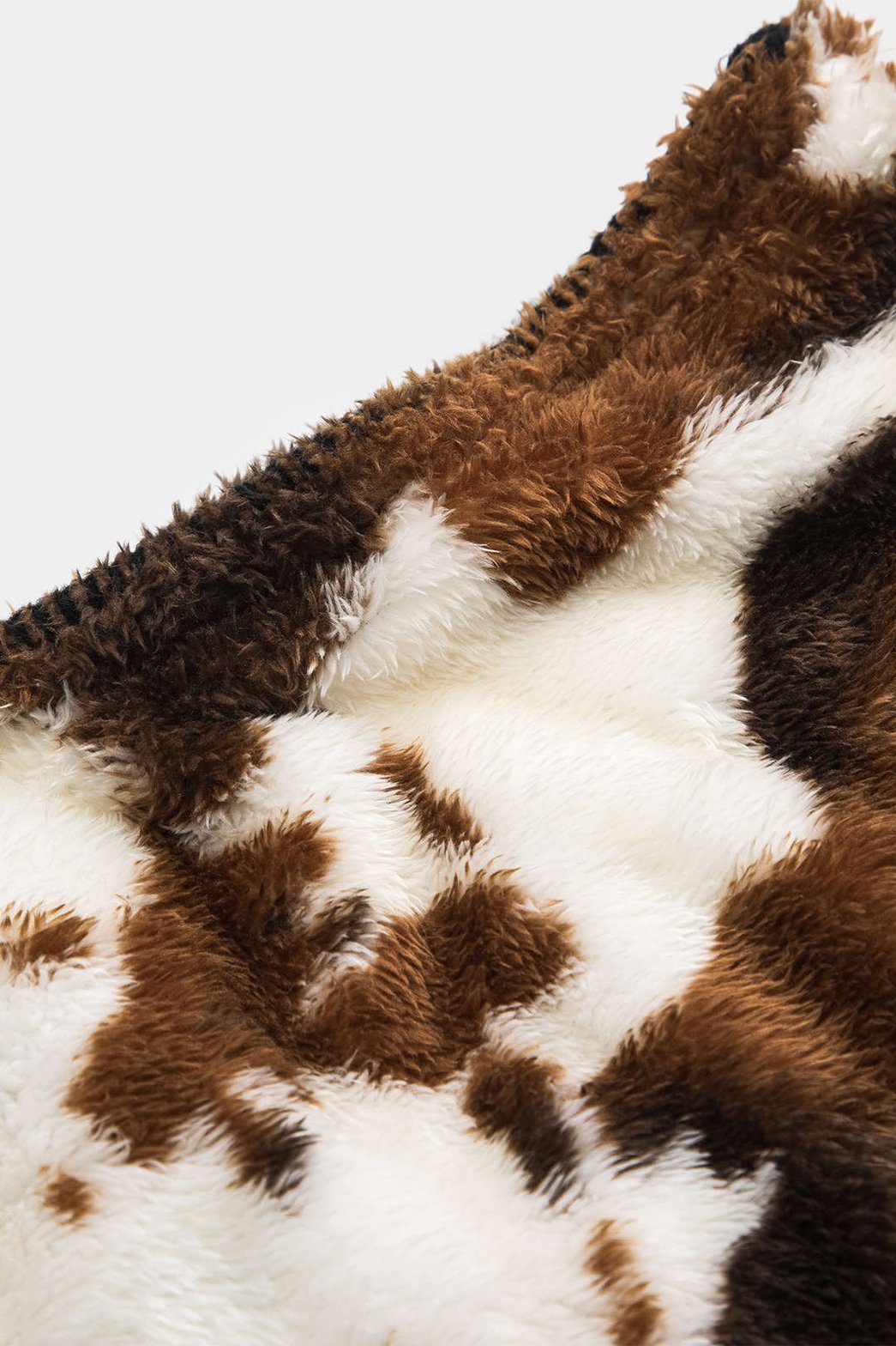 Jupe polaire motif abstrait vue ensemble harmonie