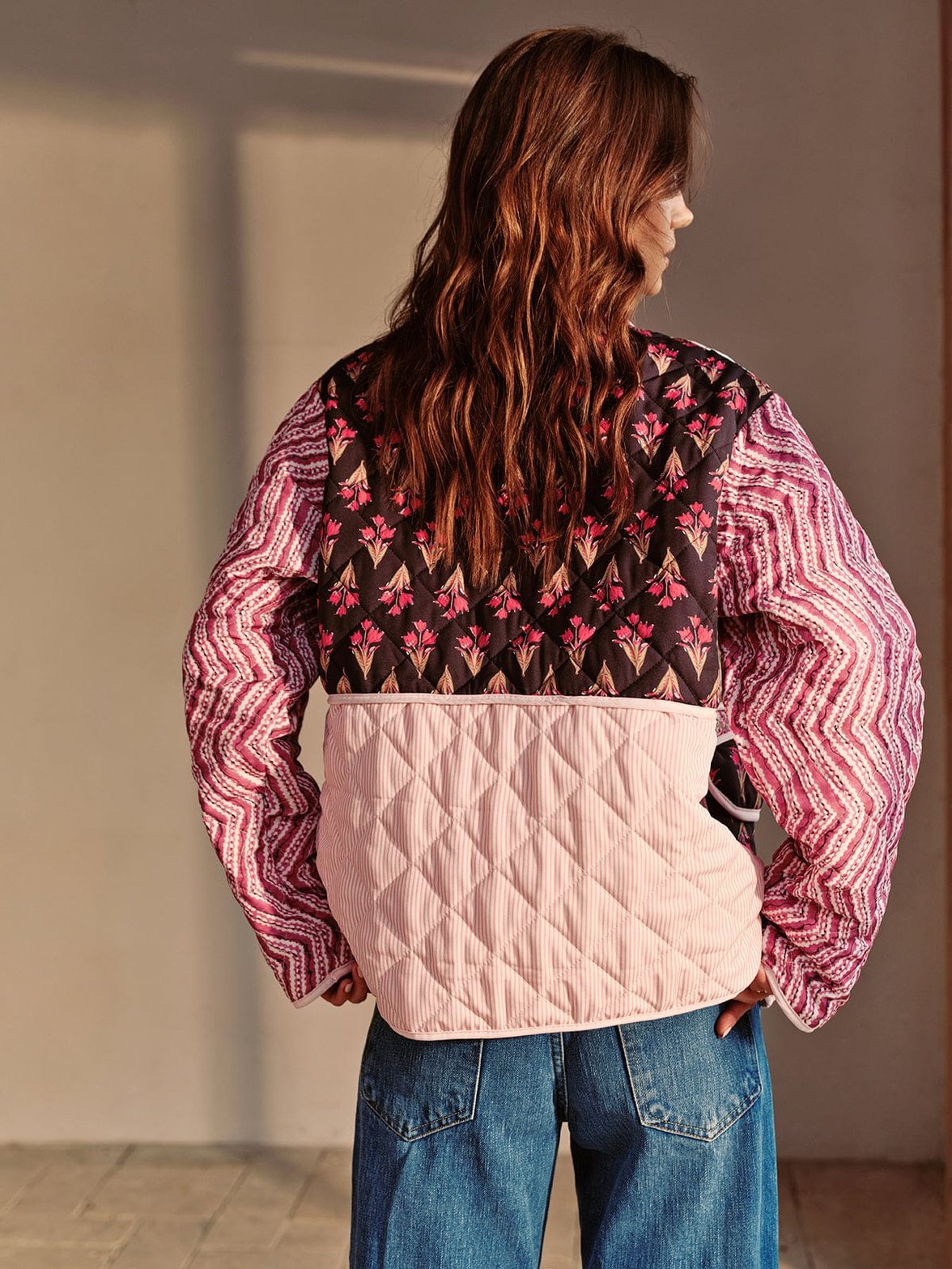 Manteau patchwork floral détail motif poésie