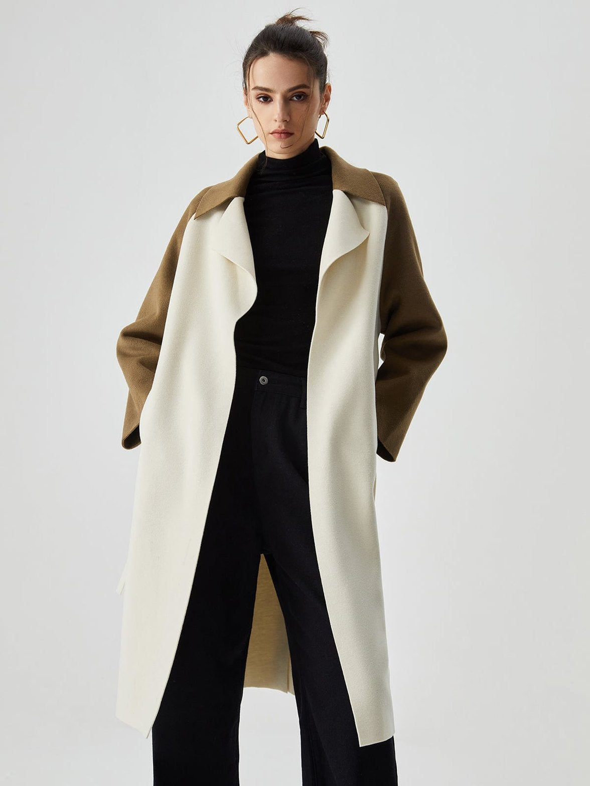 Manteau porté vue de profil sophistication