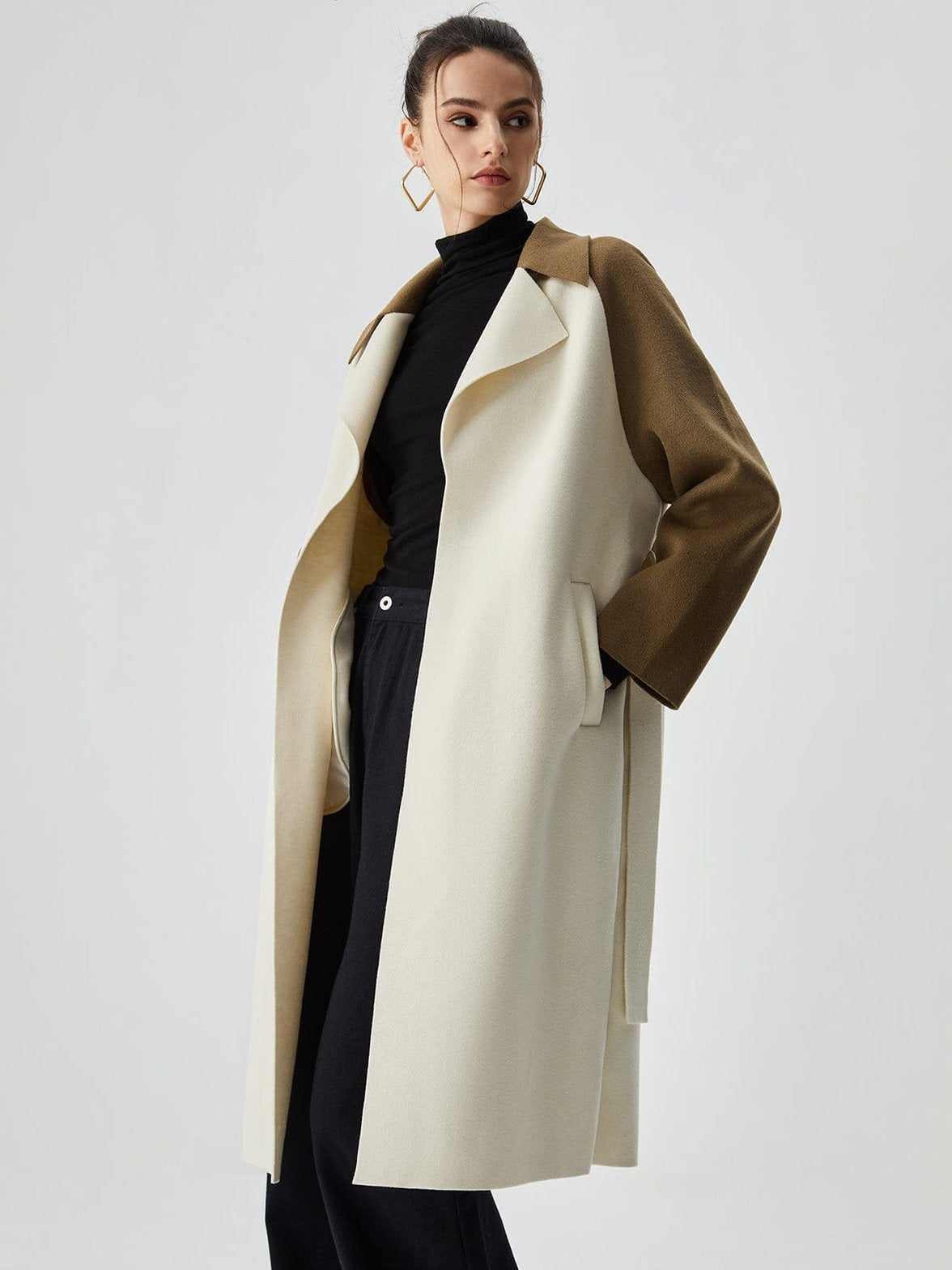 Manteau colorblock élégant beige et marron douceur
