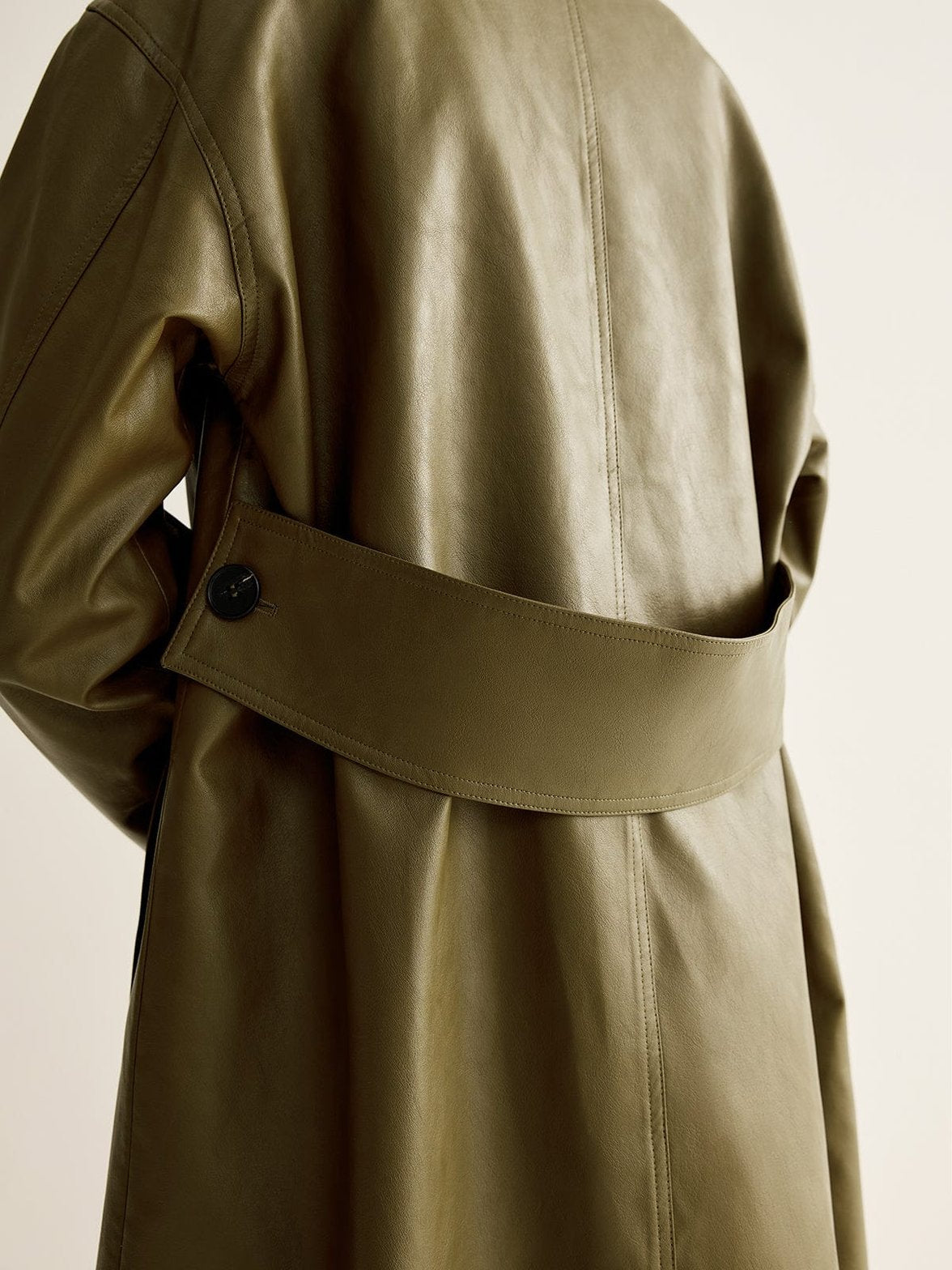 Vue ceinture manteau long pluie