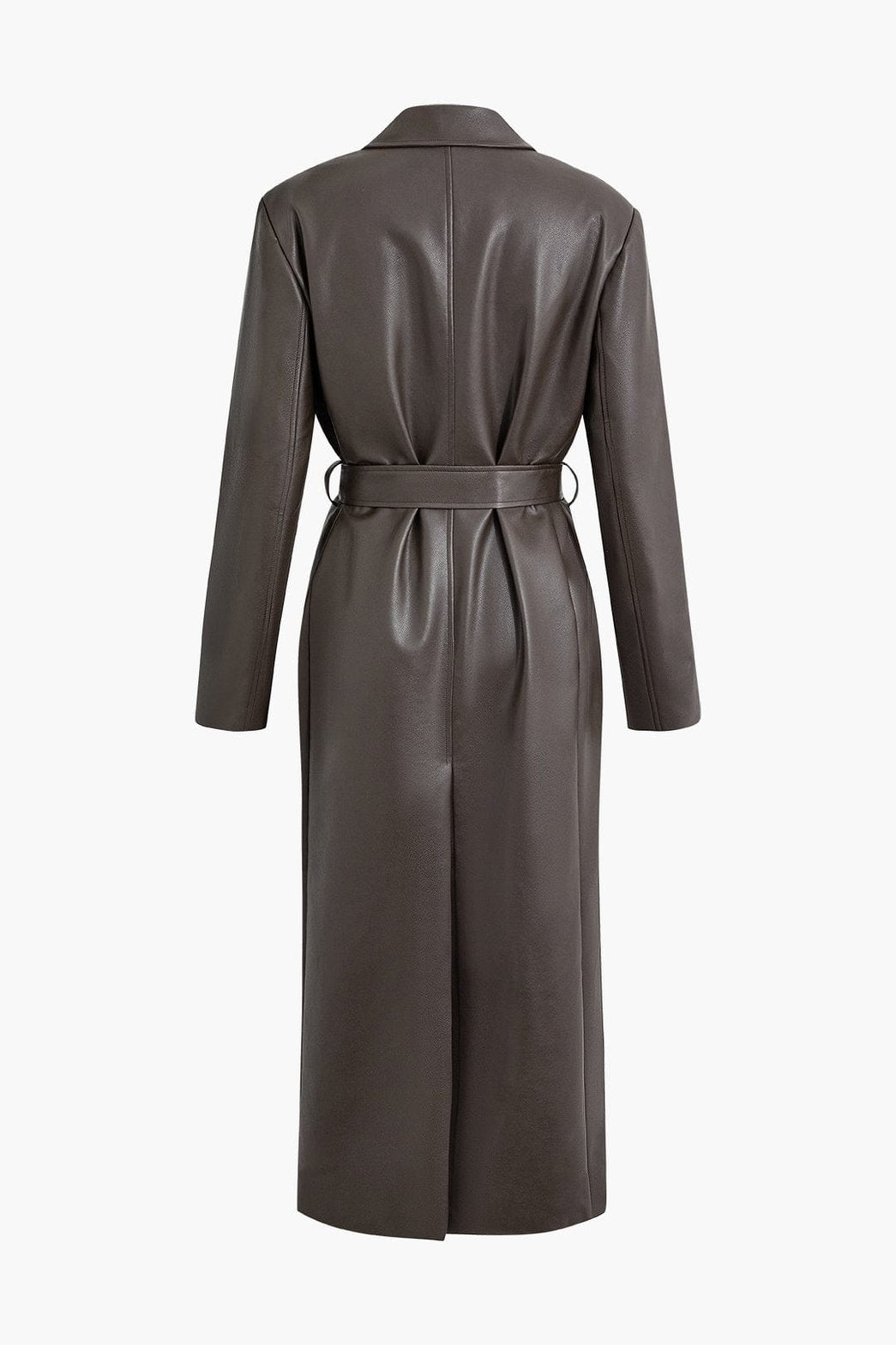 Vue rapprochée manteau noir ceinturé charme