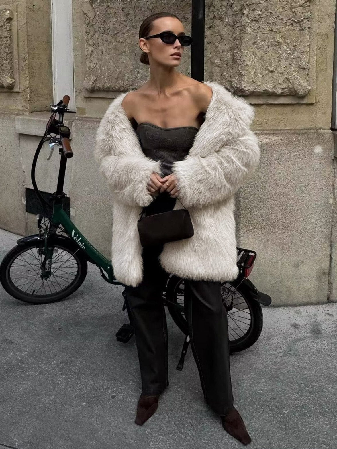 Manteau fausse fourrure blanc chic soyeux