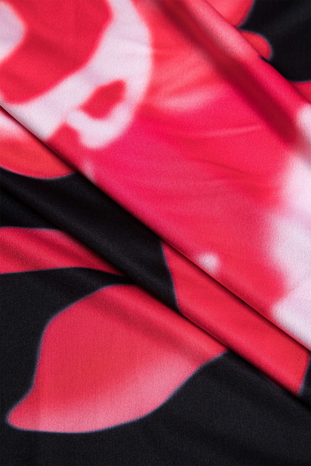 Robe courte motif fleur rouge étoile