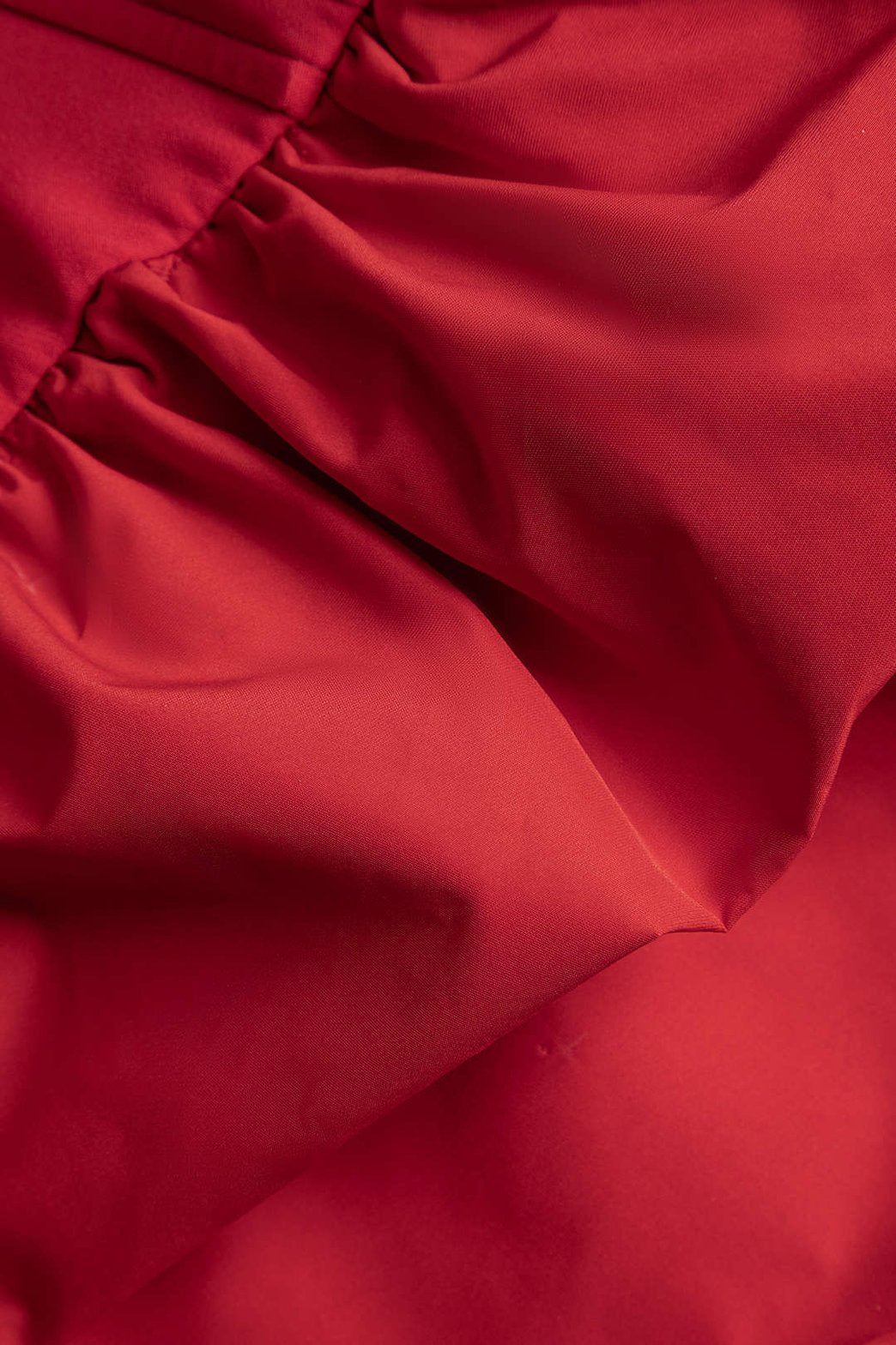 Robe bustier blanche détail dos pluie